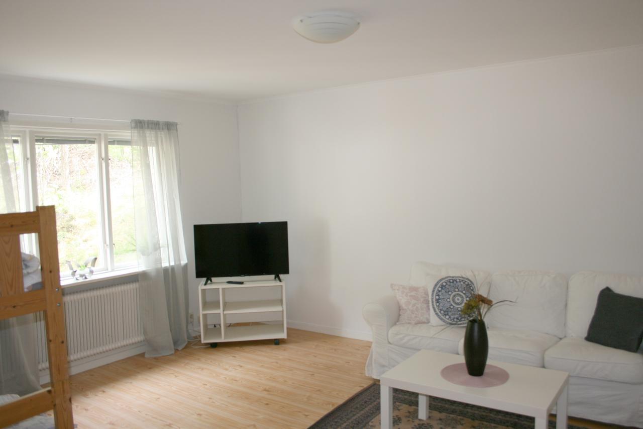 Borggarden Apartment Хультсфред Экстерьер фото